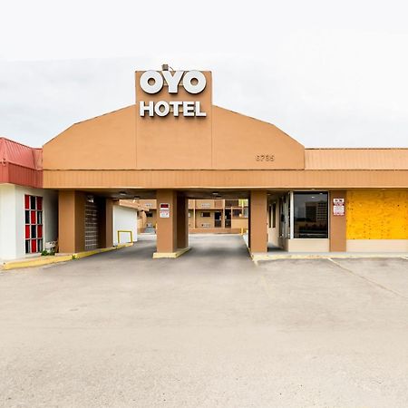 Oyo Hotel San Antonio Lackland Afb Seaworld Hwy 90 W Kültér fotó