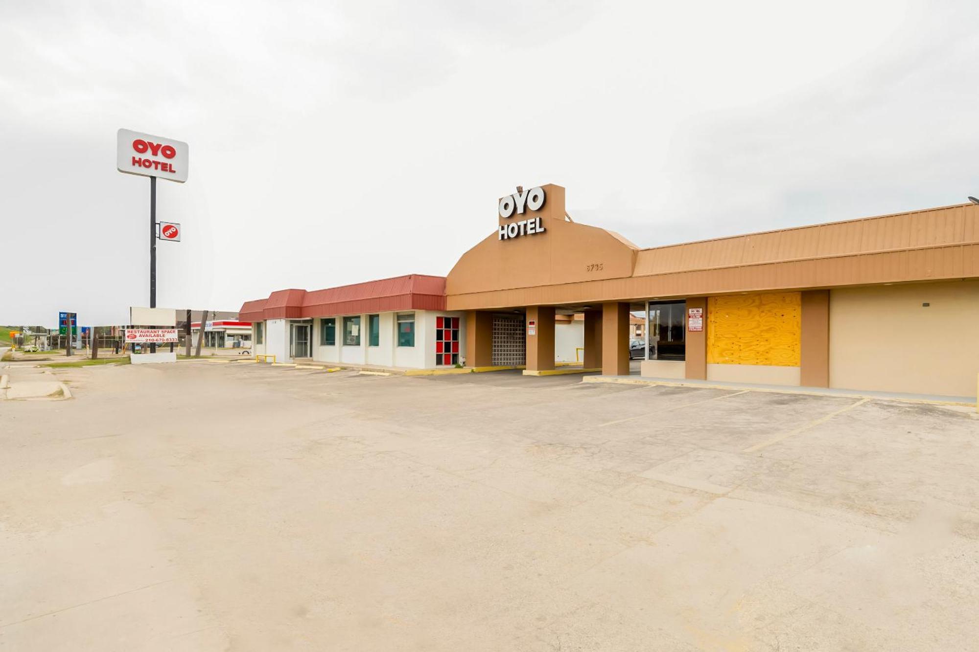Oyo Hotel San Antonio Lackland Afb Seaworld Hwy 90 W Kültér fotó